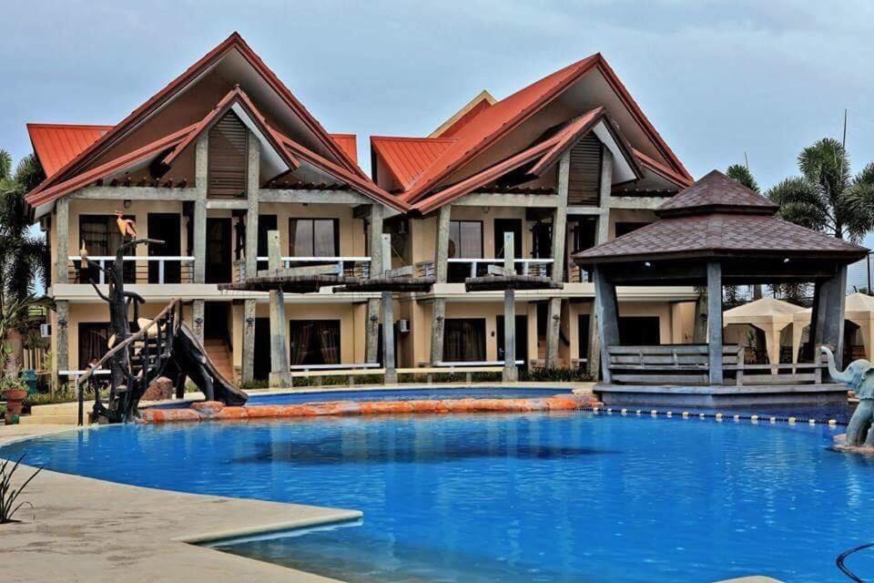 Mo2 Westown Hotel Iloilo Dış mekan fotoğraf