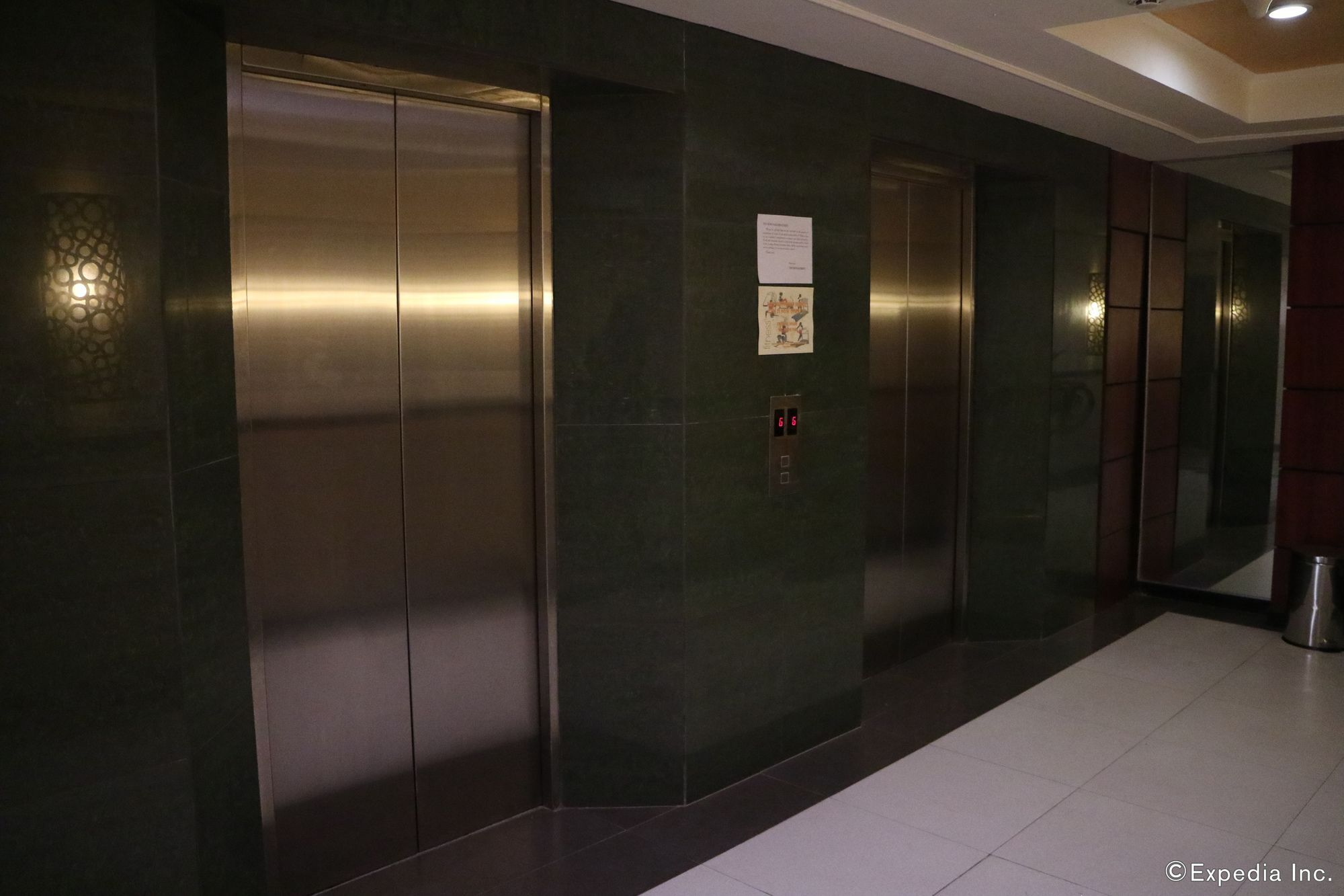 Mo2 Westown Hotel Iloilo Dış mekan fotoğraf