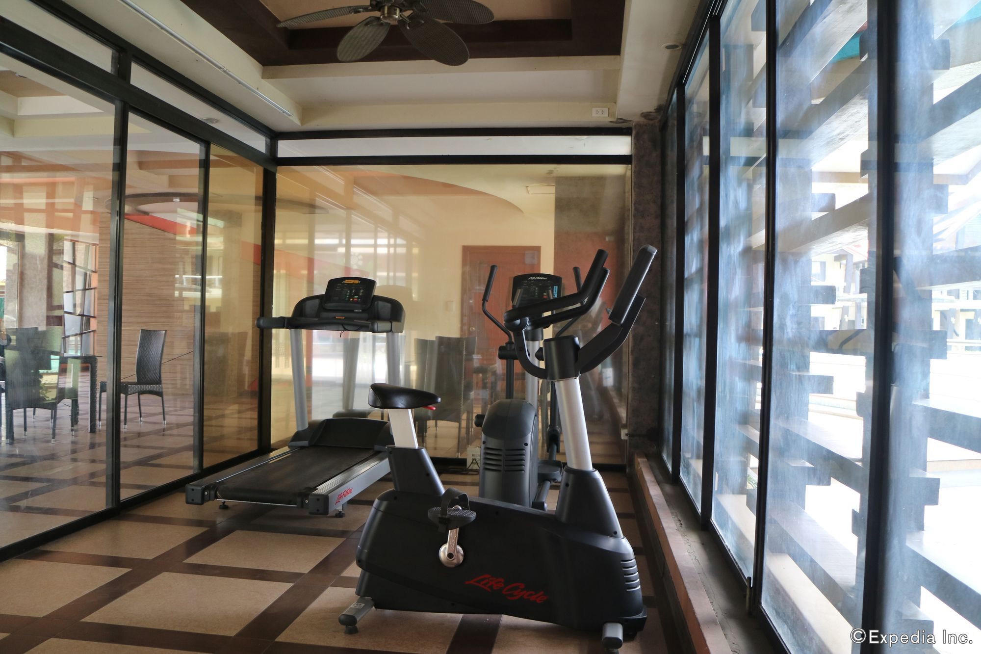 Mo2 Westown Hotel Iloilo Dış mekan fotoğraf