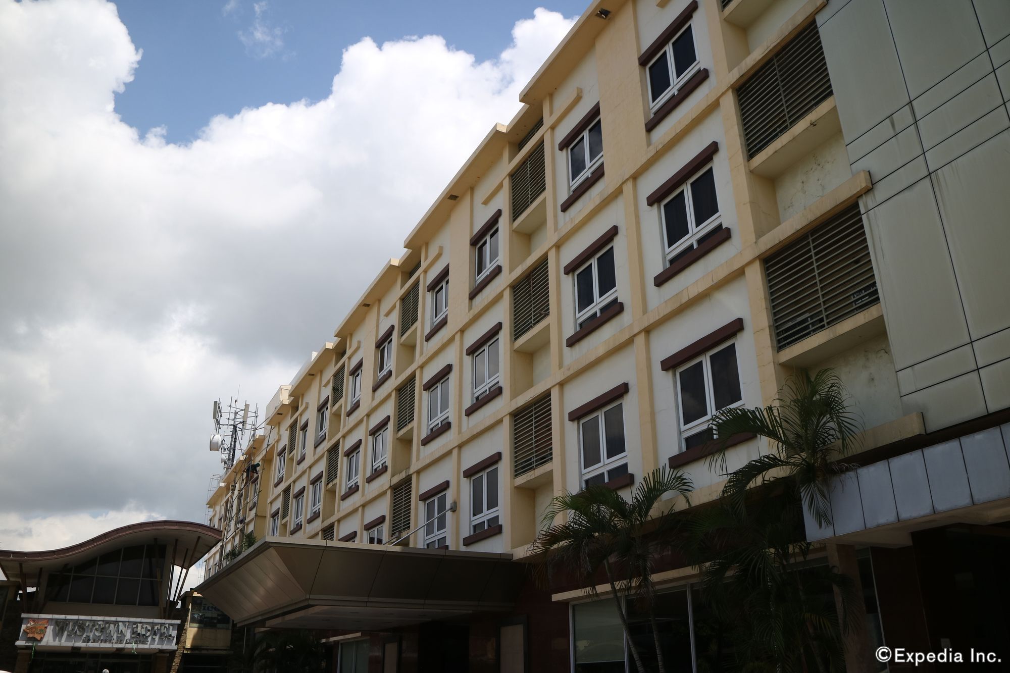 Mo2 Westown Hotel Iloilo Dış mekan fotoğraf
